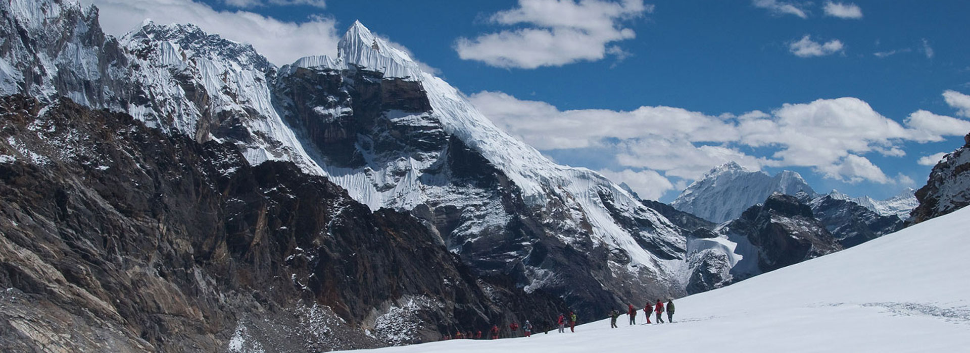Cho La Pass Trekking